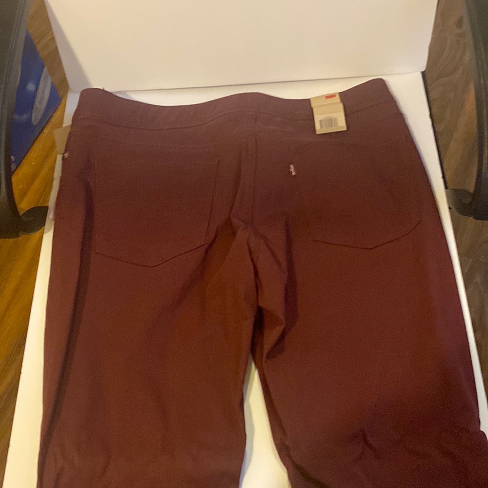 Burgundy Levi’s
